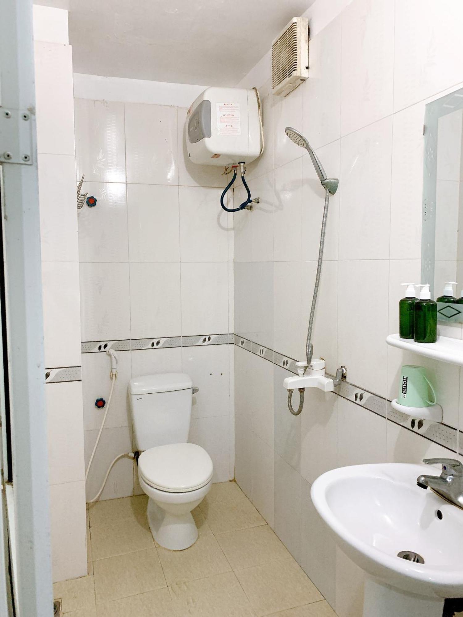 Long Guest House Dong Khe Sau Екстериор снимка