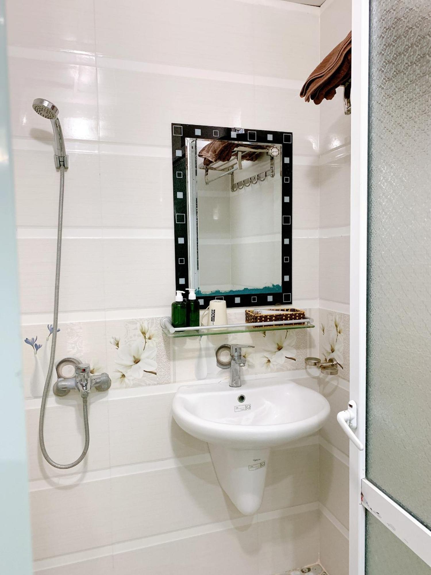 Long Guest House Dong Khe Sau Екстериор снимка